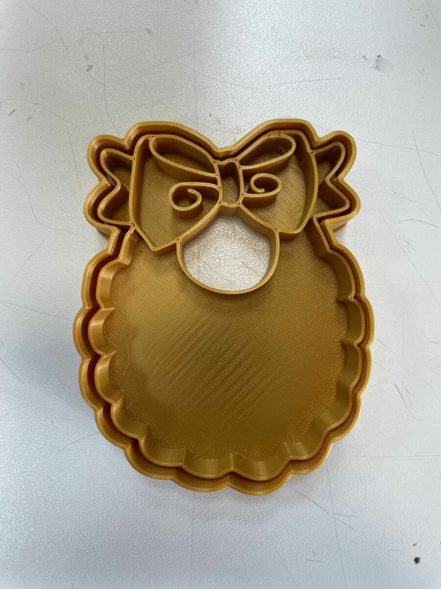 Bavetto con fiocco Cookie Cutter Fondant Biscuit Icing Bake stampino biscotti