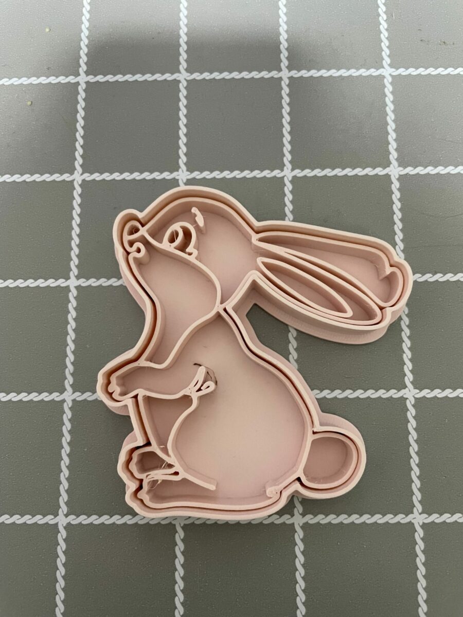 Coniglio seduto pasqua Cookie Cutter Fondant Biscuit Icing Bake stampino biscotti 2