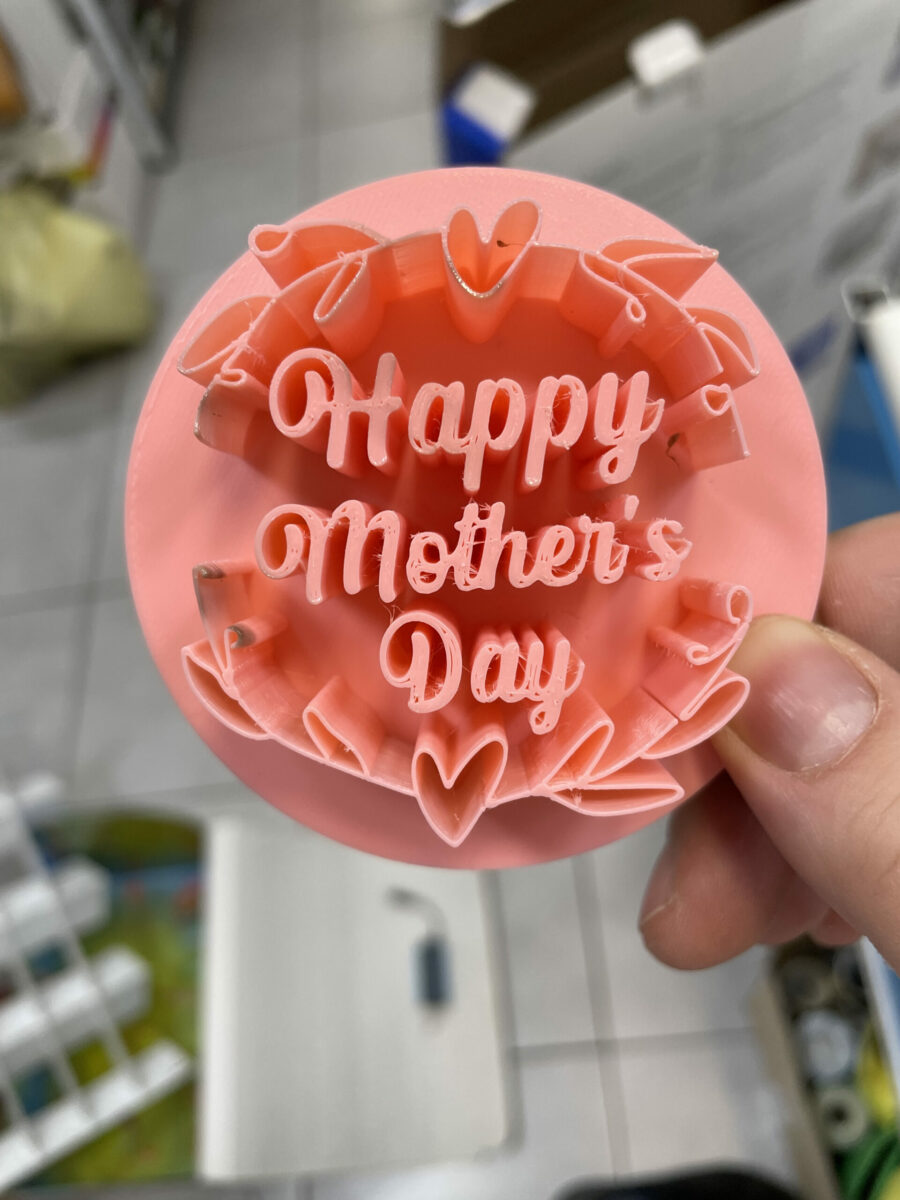 happy mother's day stampino per biscotti cookie cutter