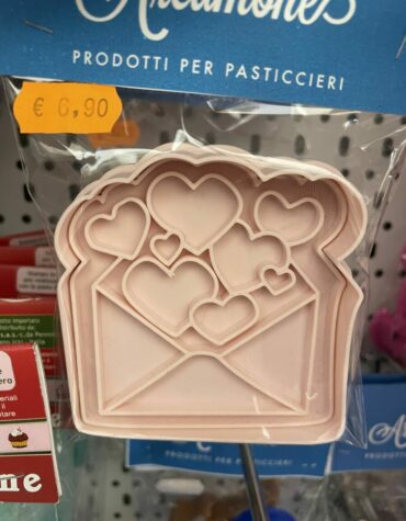 lettera d'amore con cuori stampino per biscotti cookie cutter 2