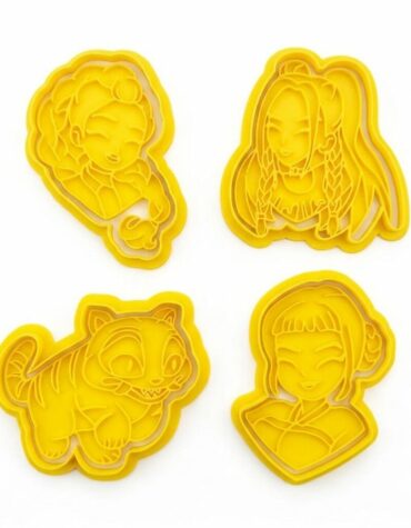 K POP Demon Hunters Tagliabiscotti Huntrix Cake Set di 4 Timbri Fondente Rumi stampino per biscotti cookie cutter