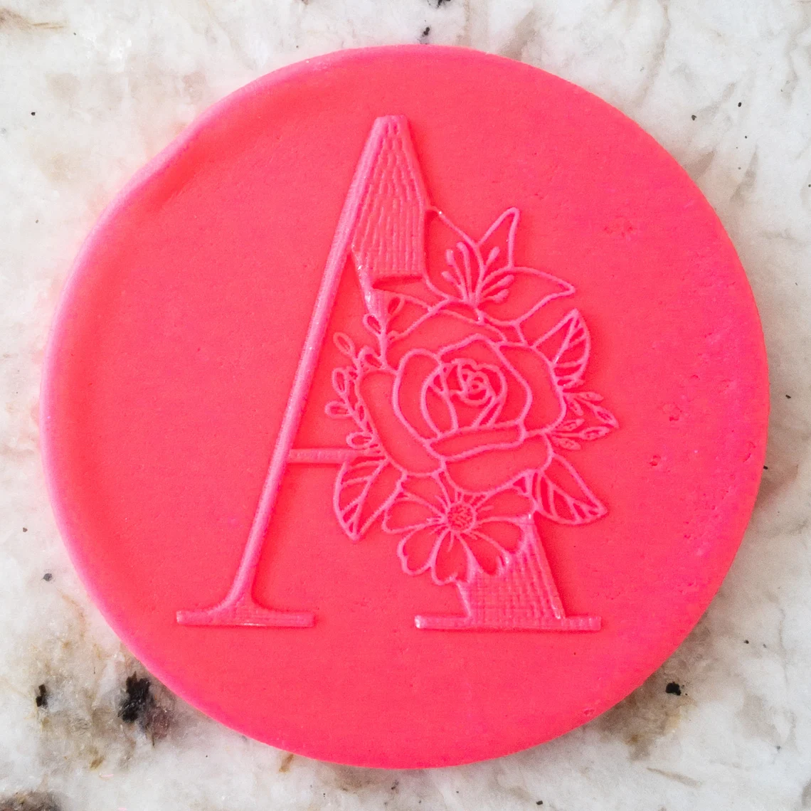 Lettera A con fiori debosser Cookie Cutter Fondant Biscuit Icing Bake stampino biscotti