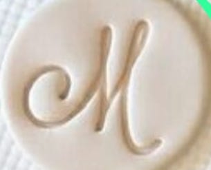 Lettera M embosser Cookie Cutter Fondant Biscuit Icing Bake stampino biscotti