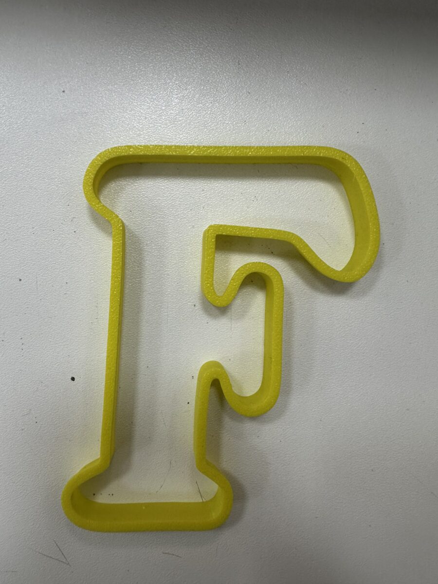 lettera F stampino per biscotti cookie cutter h 11 v0
