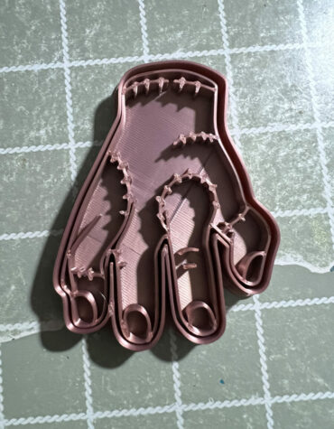 mano mercoledì wedsneday stampino per biscotti cookie cutter